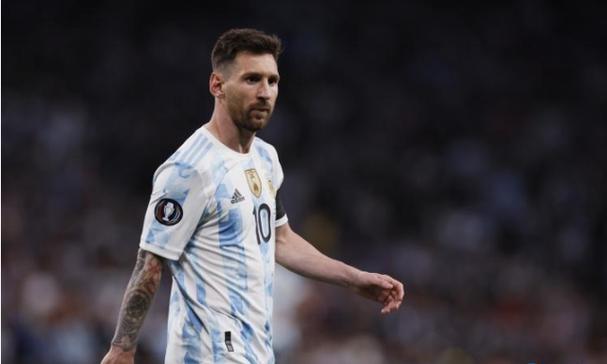 费城魔仙哥失灵？复出三战9中0一分未得 76人官宣将其下放发展联盟